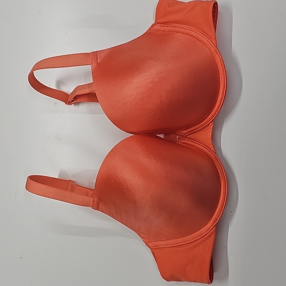 Modern Movements Coral Color Bra Style Y82BM463, Size 38 C